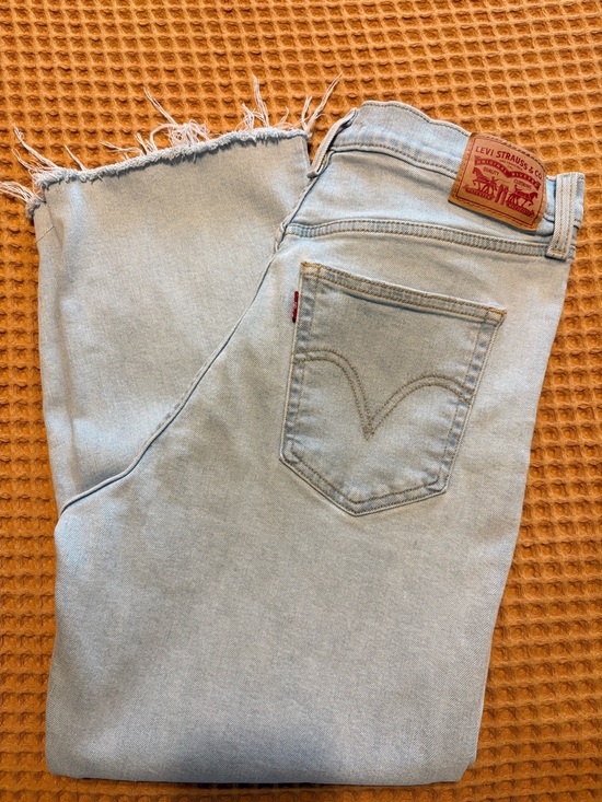 Levi's Denim - Levi's Ribcage Straight Ankle Lightwash Jeans